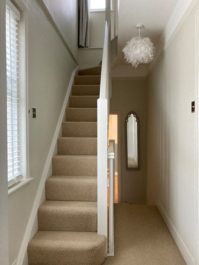 Casablanca - Sandy Hobnail Beige Stairs