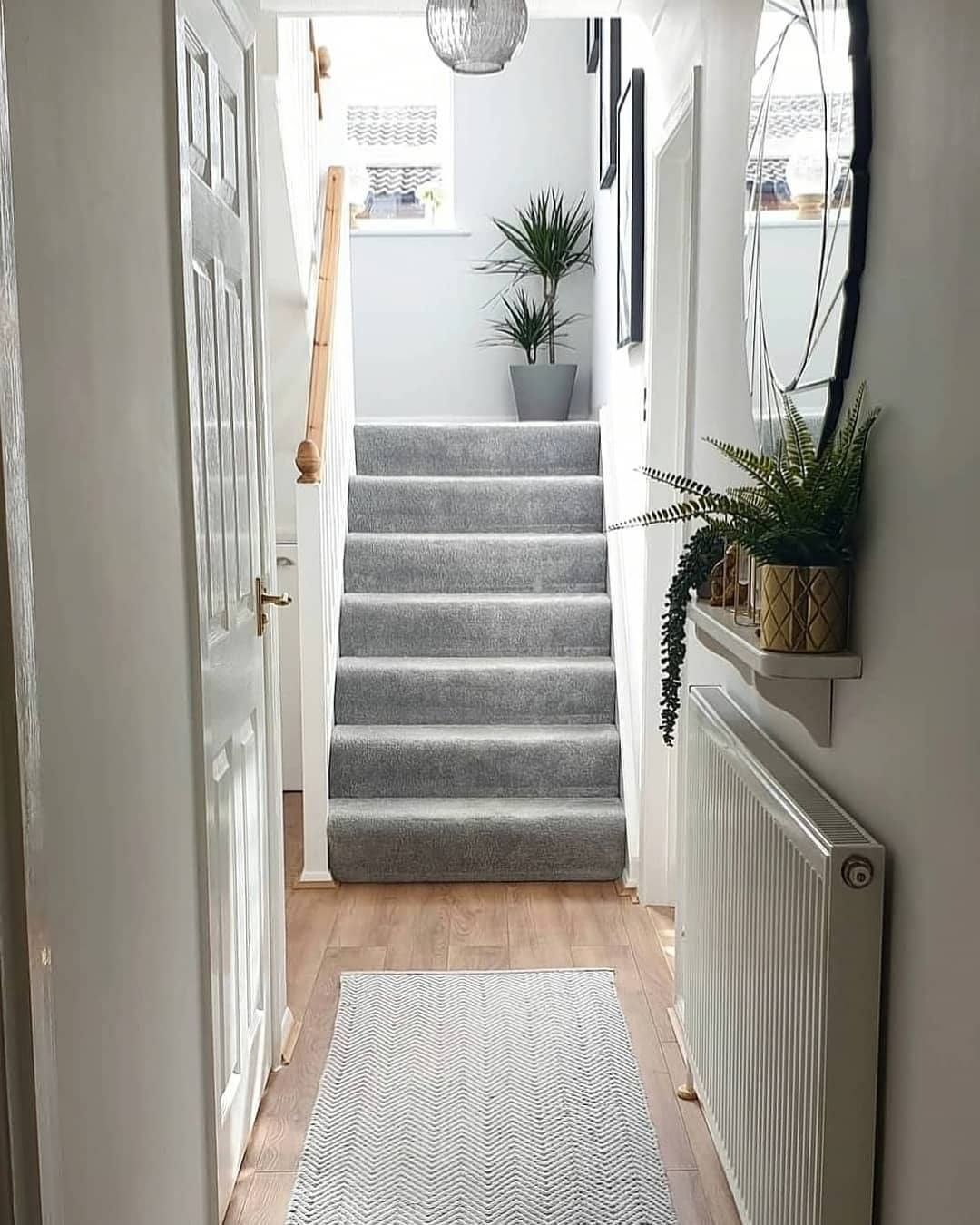 Breeze - Storm Cloud Grey Stairs