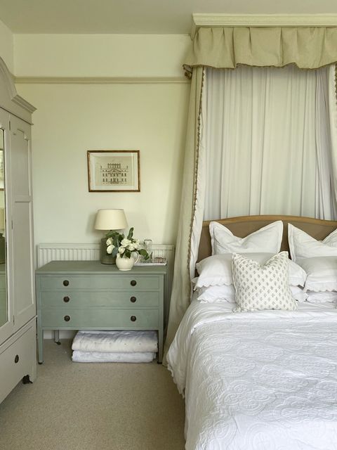 Morocco - Fez Beige Bedroom