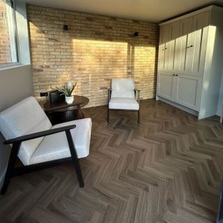 Finesse - Parquet Sherman Dryback
