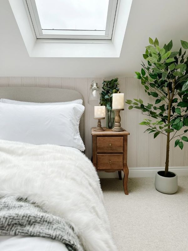 Europa - Cream Cobble Cream Bedroom