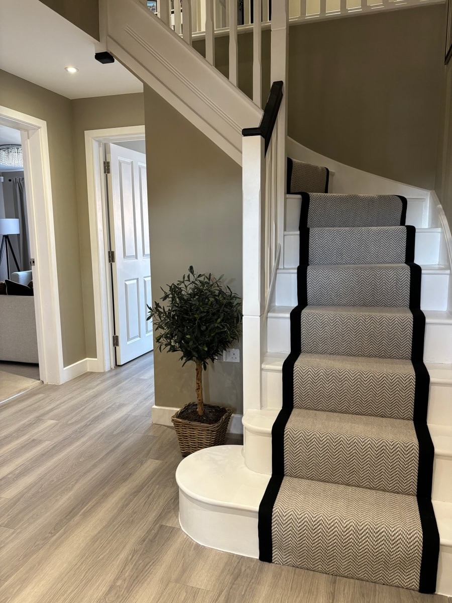Flatweave Classic Herringbone - Dapple Grey Stairs
