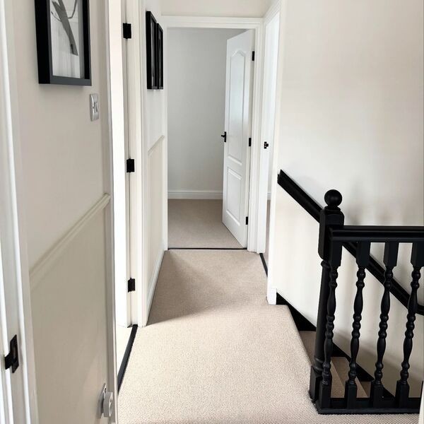 Santa Fe - Parchment Cobble Beige Hallway