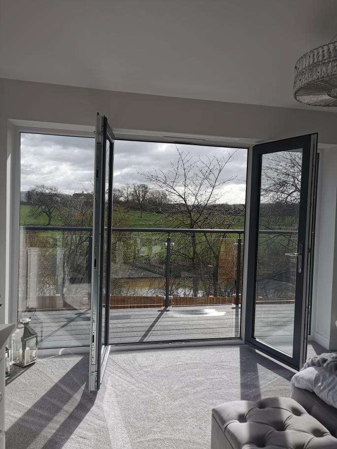 Zira - Platinum Silver Bedroom