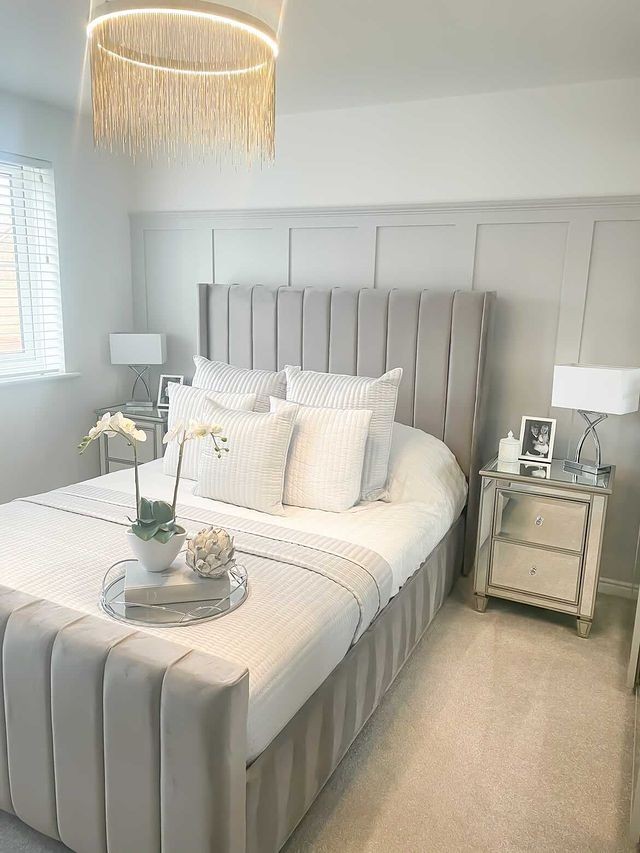 Moonstone - Mercury Cream Bedroom