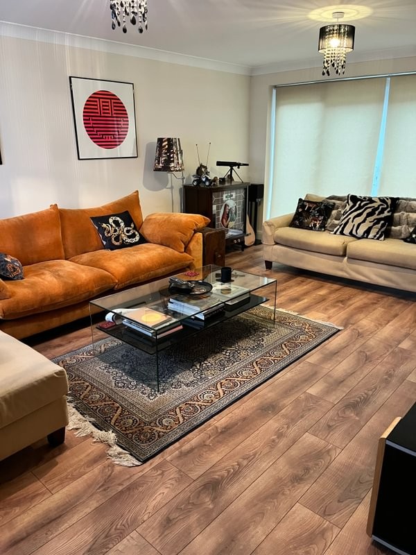 Kefe - Colonial Oak Brown Living Room