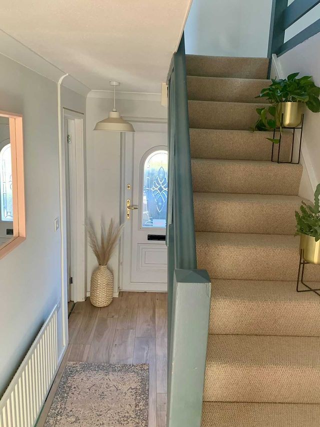 Casablanca - Sandy Cobble Beige Stairs