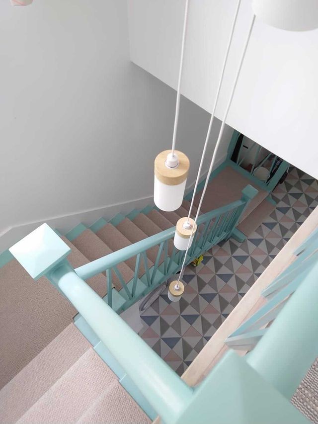 Casablanca - Misty Cobble Cream Stairs